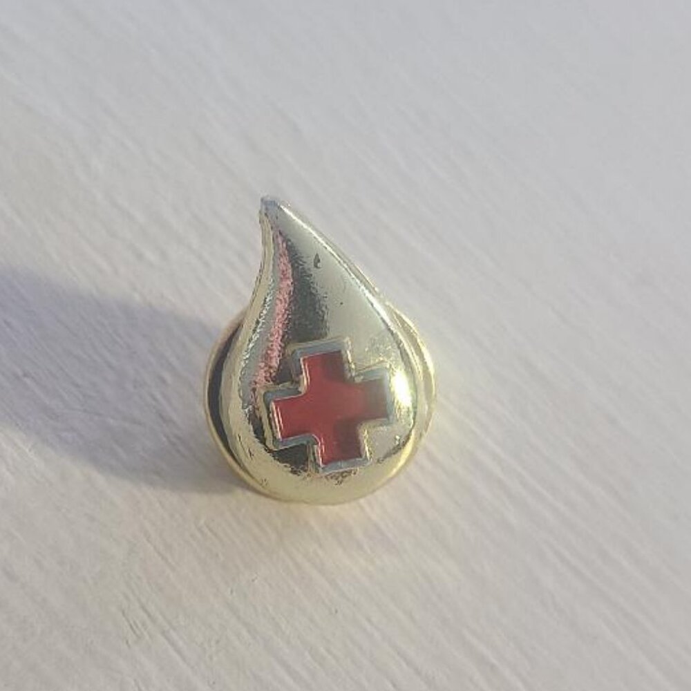 Red Cross Blood Drive Donor Vintage Lapel Pin
